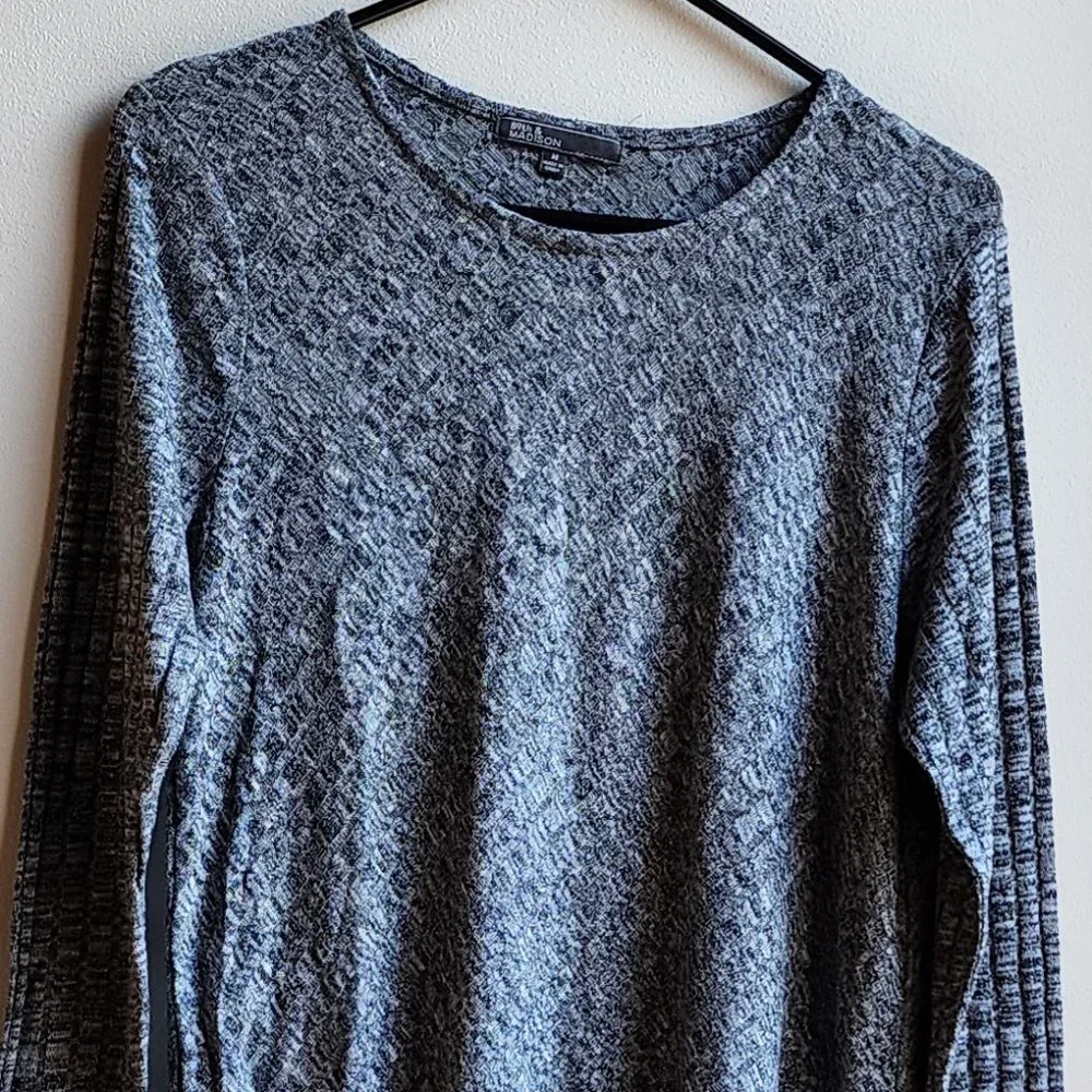 89th & Madison Gray Angled/Ribbed Scoop Neck Jersey Size Medium